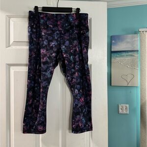 Avia Women's Cropped Leggings with Purple and Pink Floral Pattern